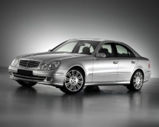 Rimappatura centralina Mercedes-Benz Classe E W211